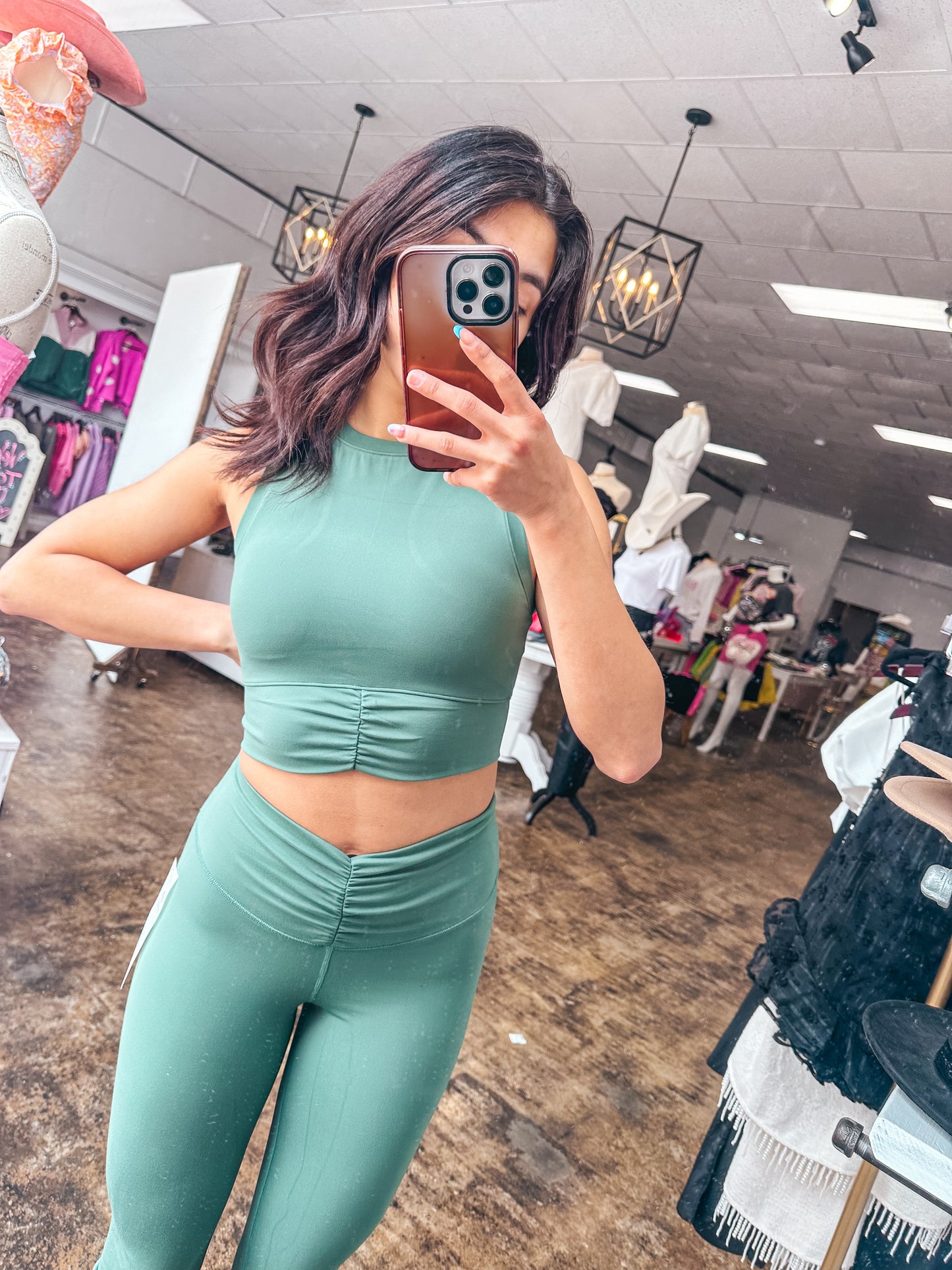 MISS INDEPENDENT TOP