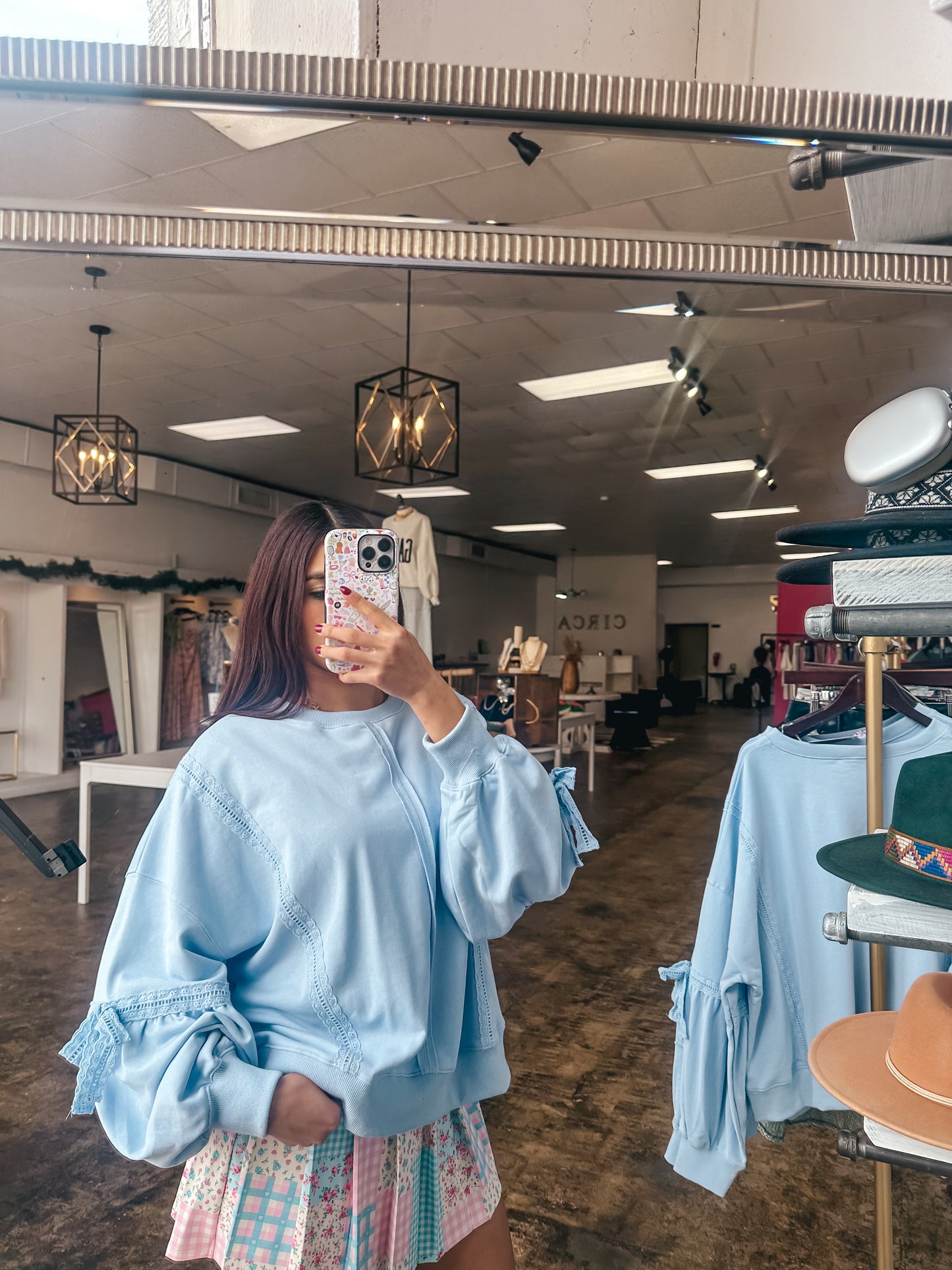 SPRING BLUES SWEATSHIRTS