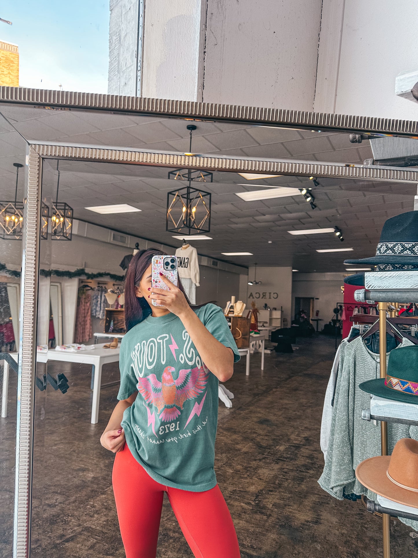 FLY BIRD 73’ GRAPHIC