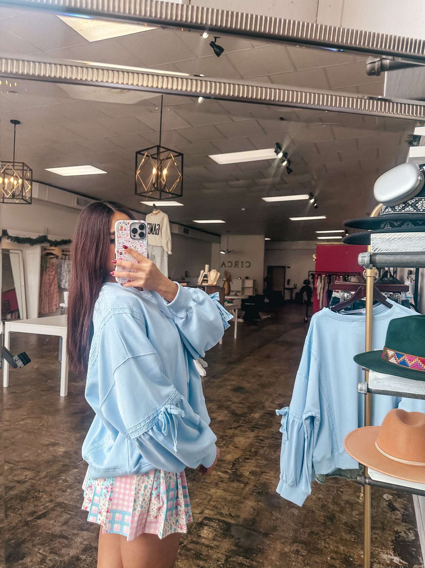 SPRING BLUES SWEATSHIRTS