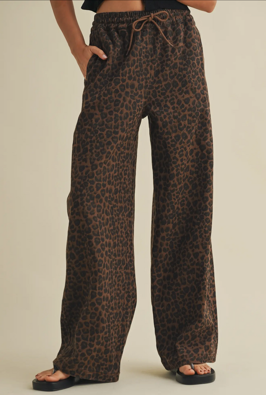 SPOTTED AROUND PANTS